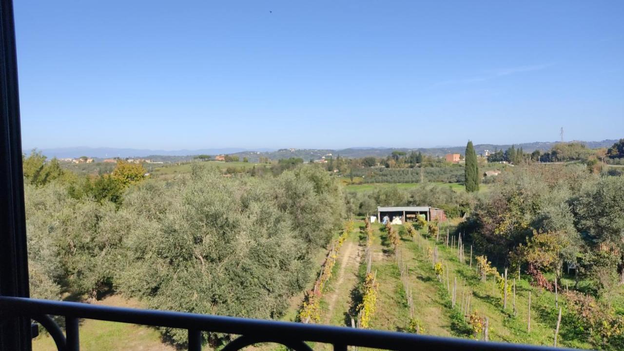 Holiday House I Colli Pisani Lägenhet Capannoli Exteriör bild