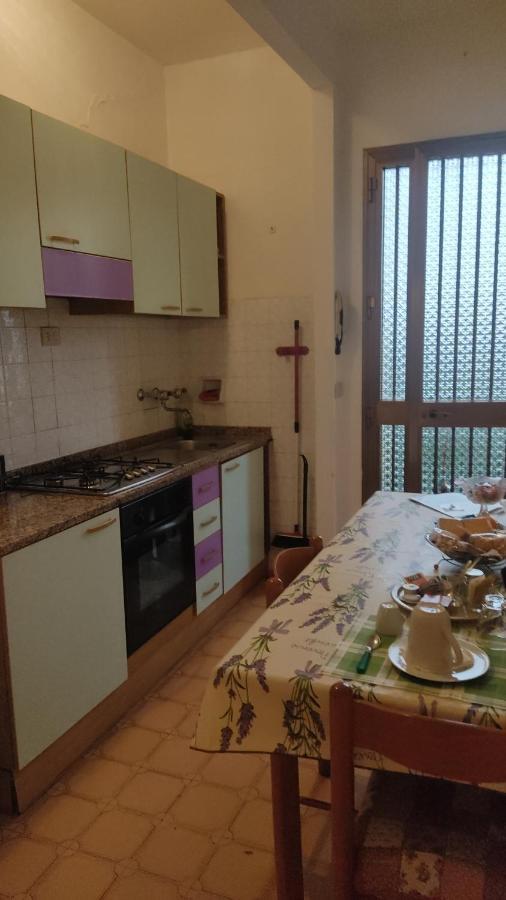 Holiday House I Colli Pisani Lägenhet Capannoli Exteriör bild