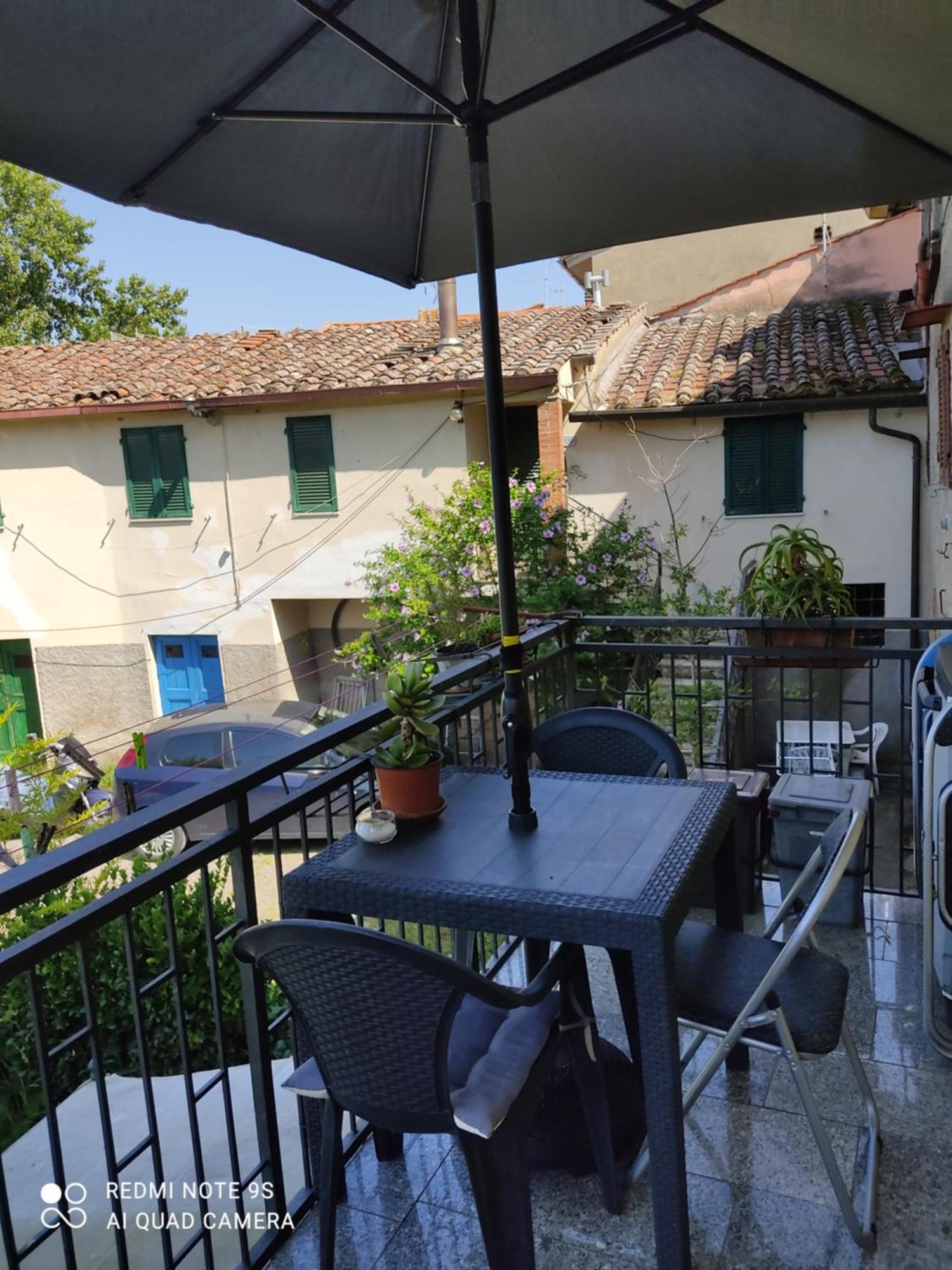 Holiday House I Colli Pisani Lägenhet Capannoli Exteriör bild
