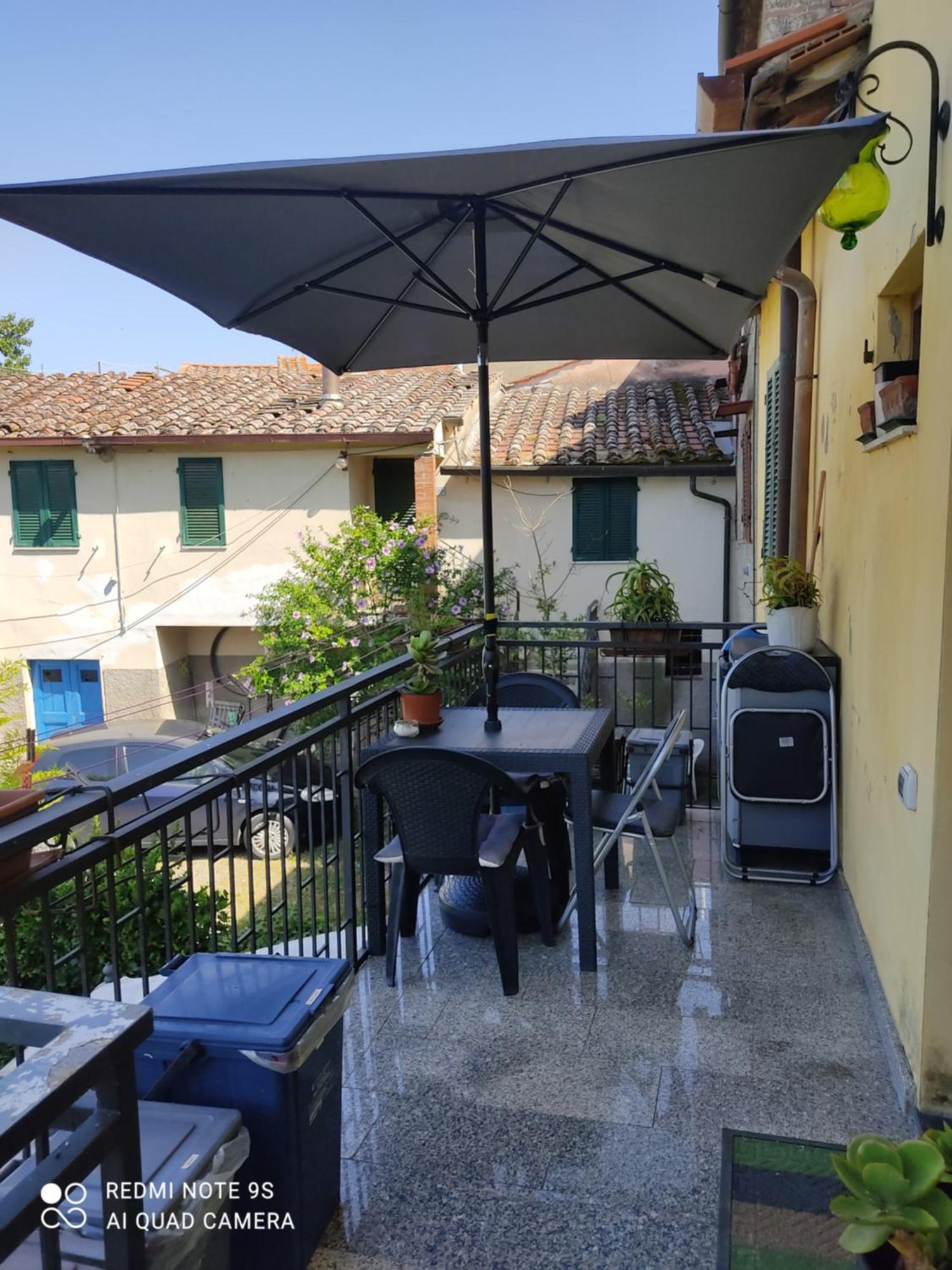 Holiday House I Colli Pisani Lägenhet Capannoli Exteriör bild